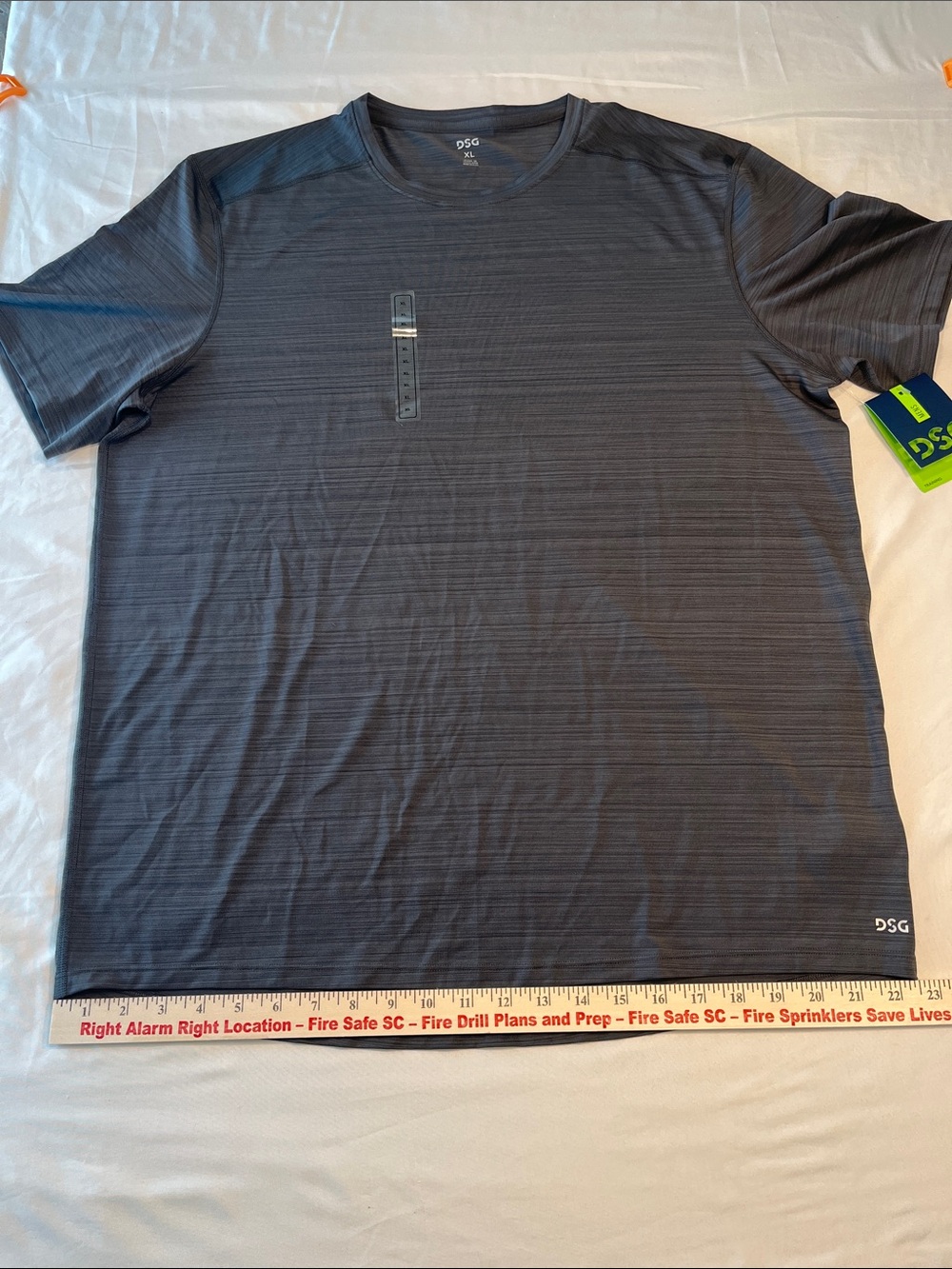 DSG Men’s Short-Sleeve Performance Tee — Charcoal Gray size XL